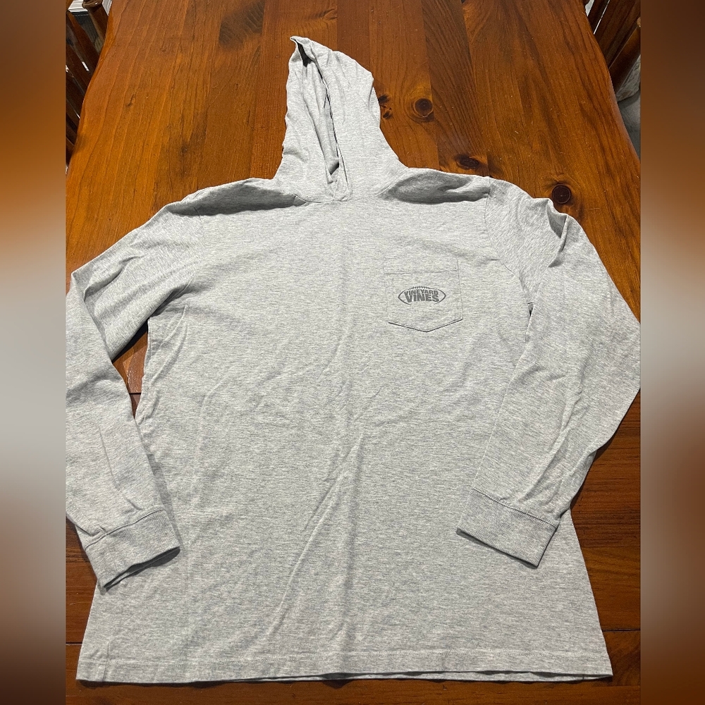 Vineyard Vines Men's‎ Football Graphic Gray Hooded Long Sleeve Shirt Size Medium